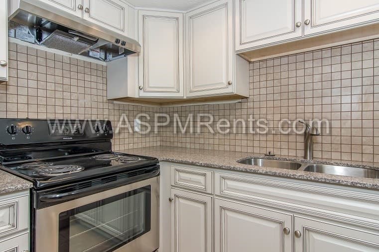 Salt Lake City Apartment: 291 E Hill Ave