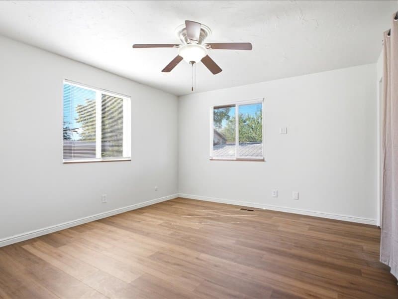 Salt Lake City House: 515 N New Star Dr