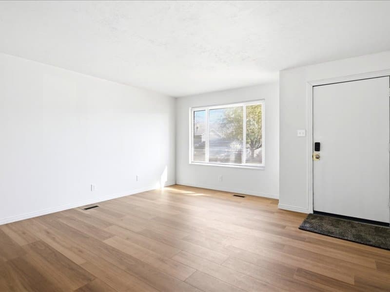 Salt Lake City House: 515 N New Star Dr