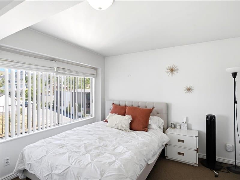 Salt Lake City Condo: 8 E Hillside Ave
