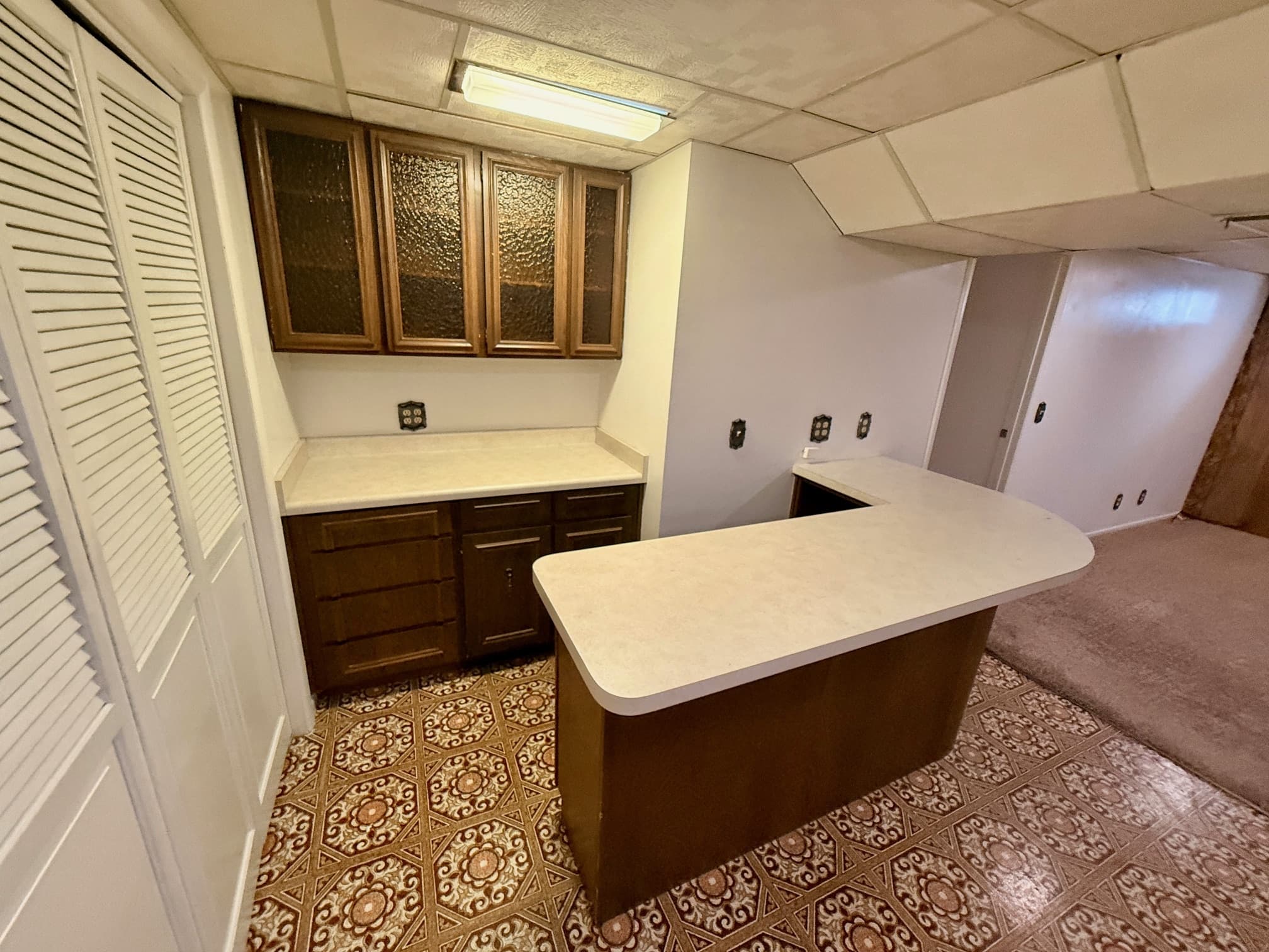 Sandy House: 972 E Larkspur Dr