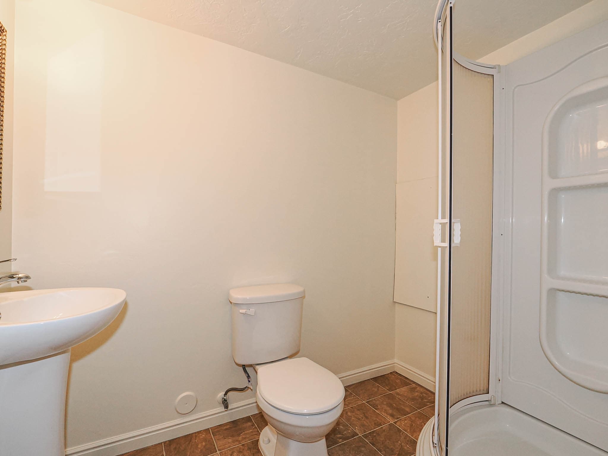 South Salt Lake House: 59 W Dewar Grove Ln