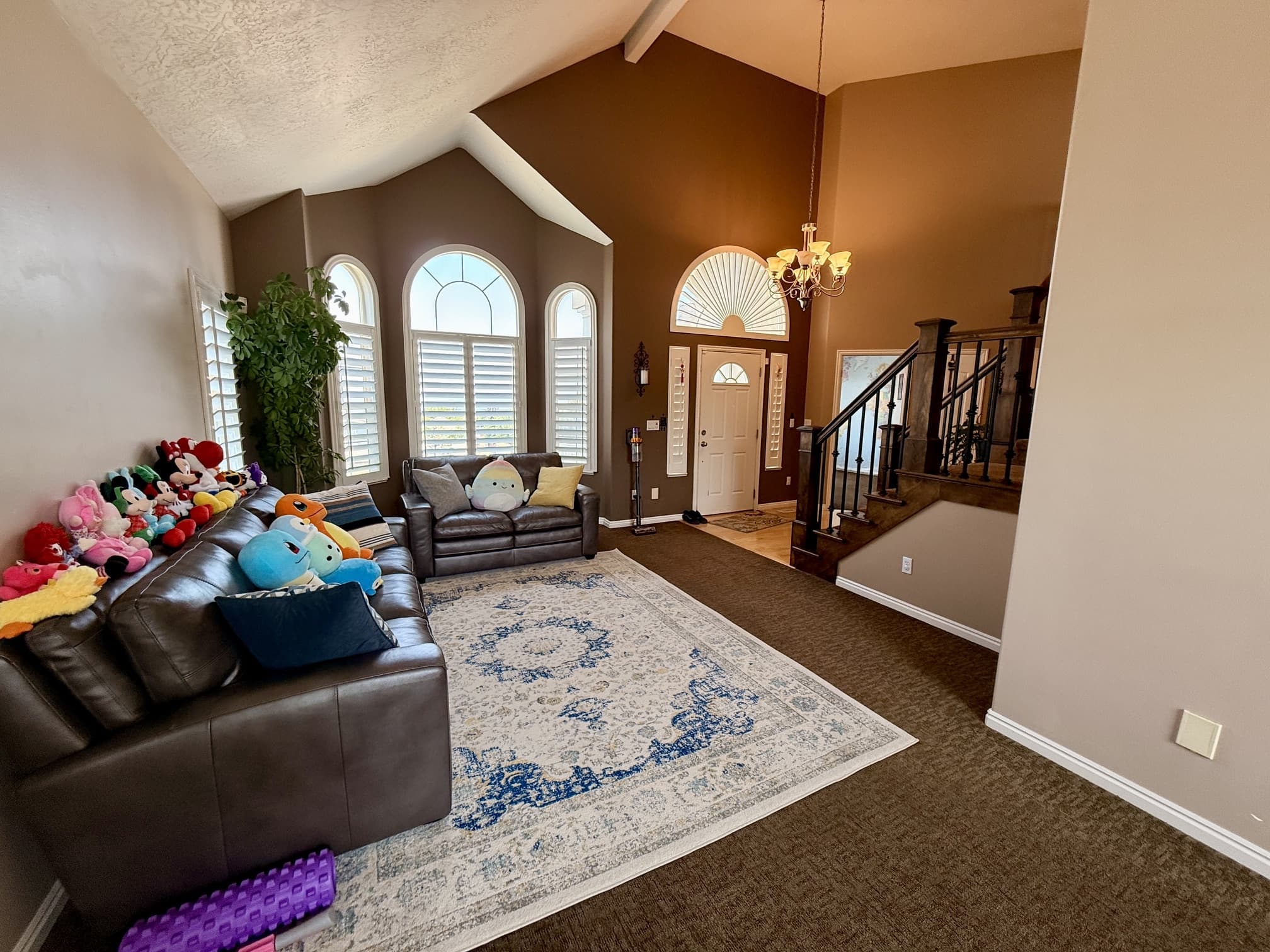 North Salt Lake House: 1090 E Fairway Dr