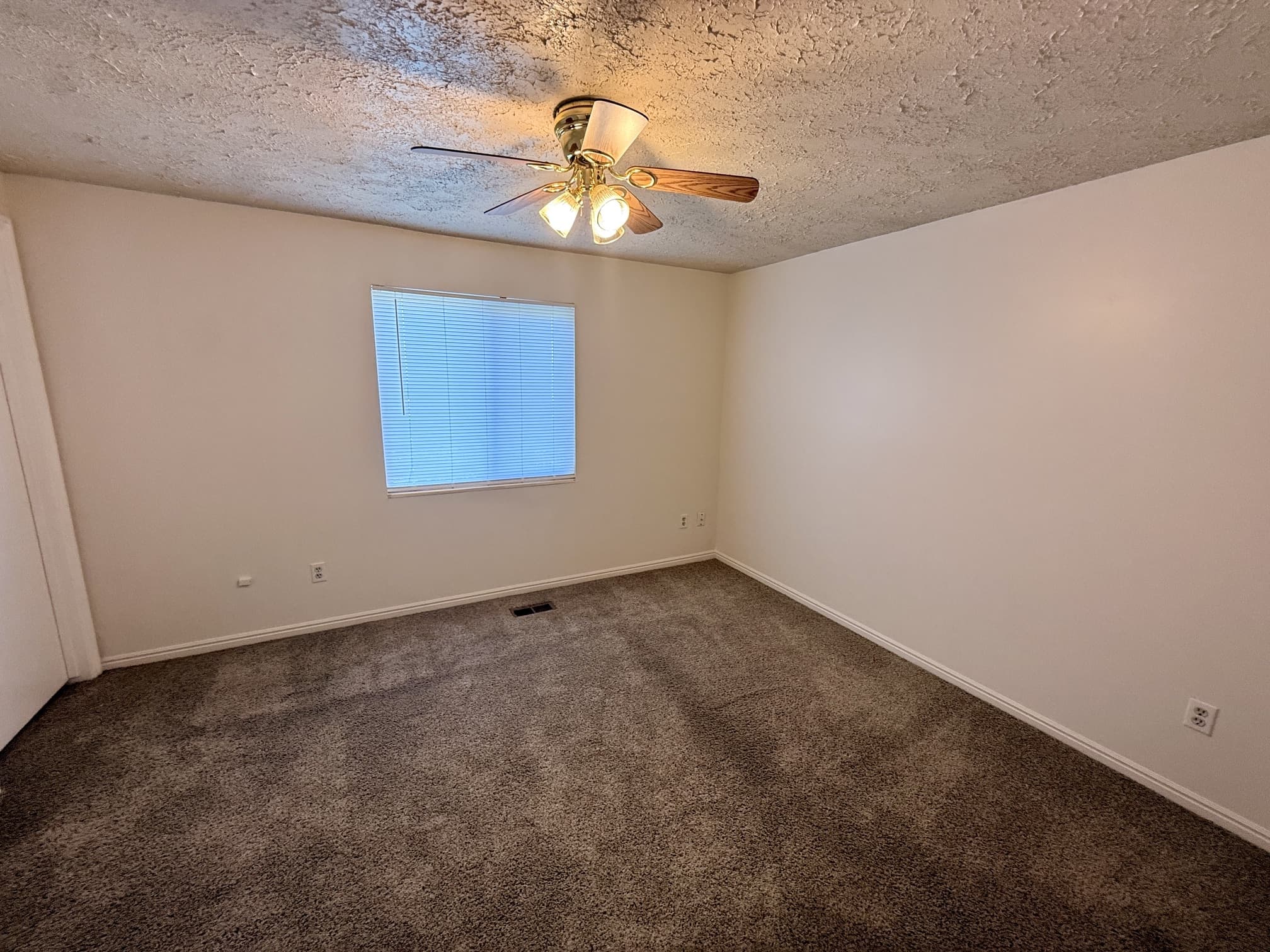 Salt Lake City House: 6069 S Prairie View Dr
