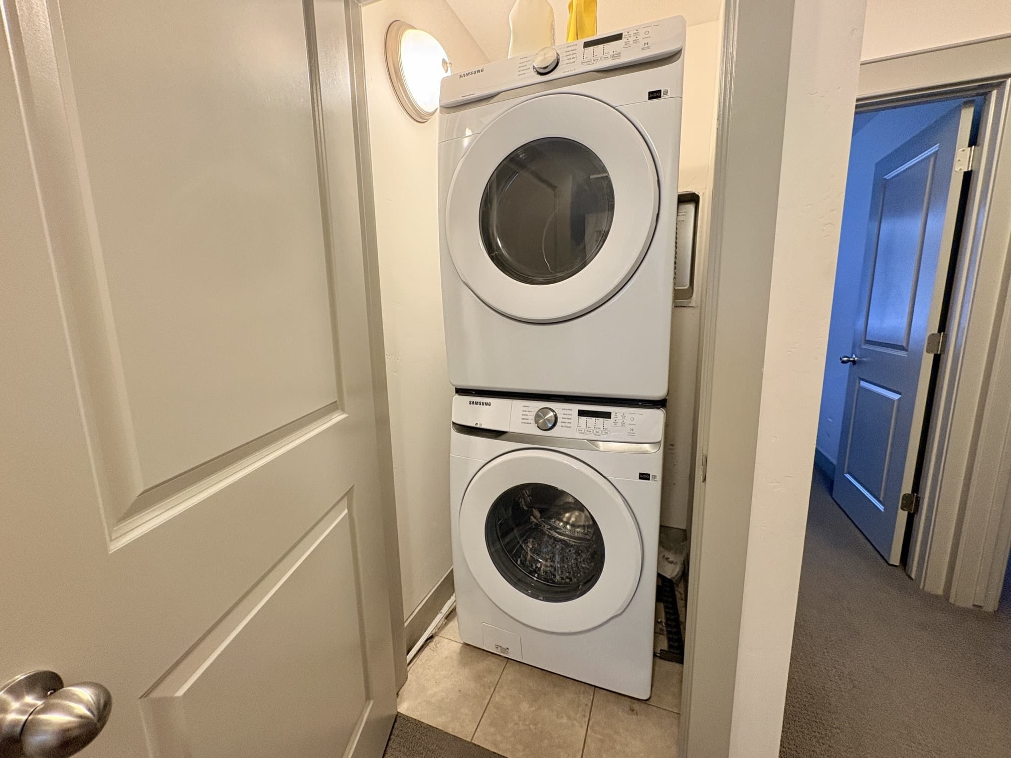 Bountiful Townhome: 1940 S 200 W