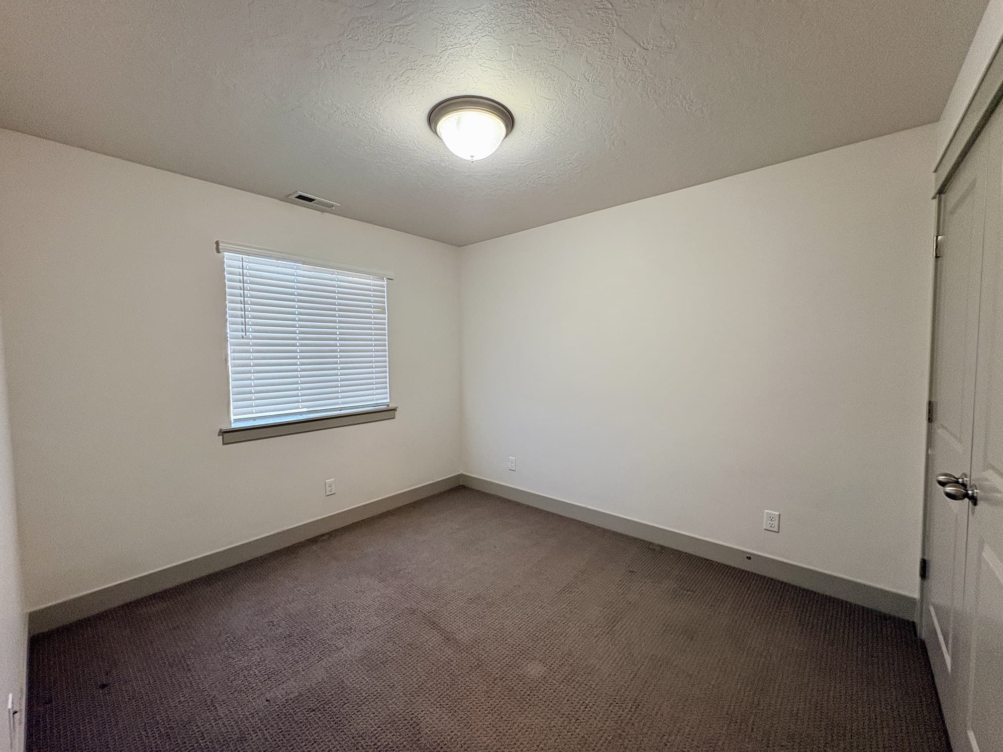 Bountiful Townhome: 1940 S 200 W
