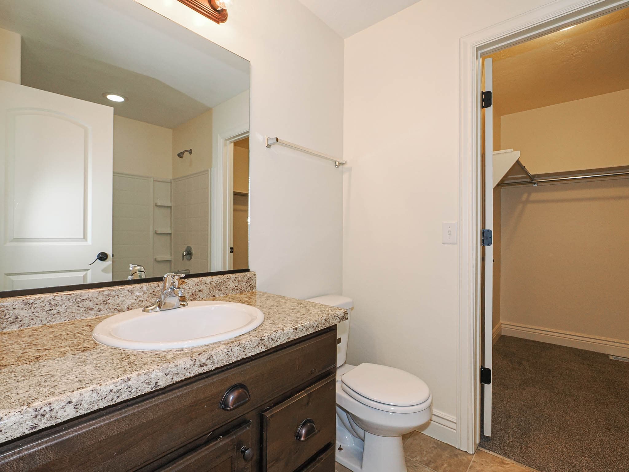 South Salt Lake House: 59 W Dewar Grove Ln