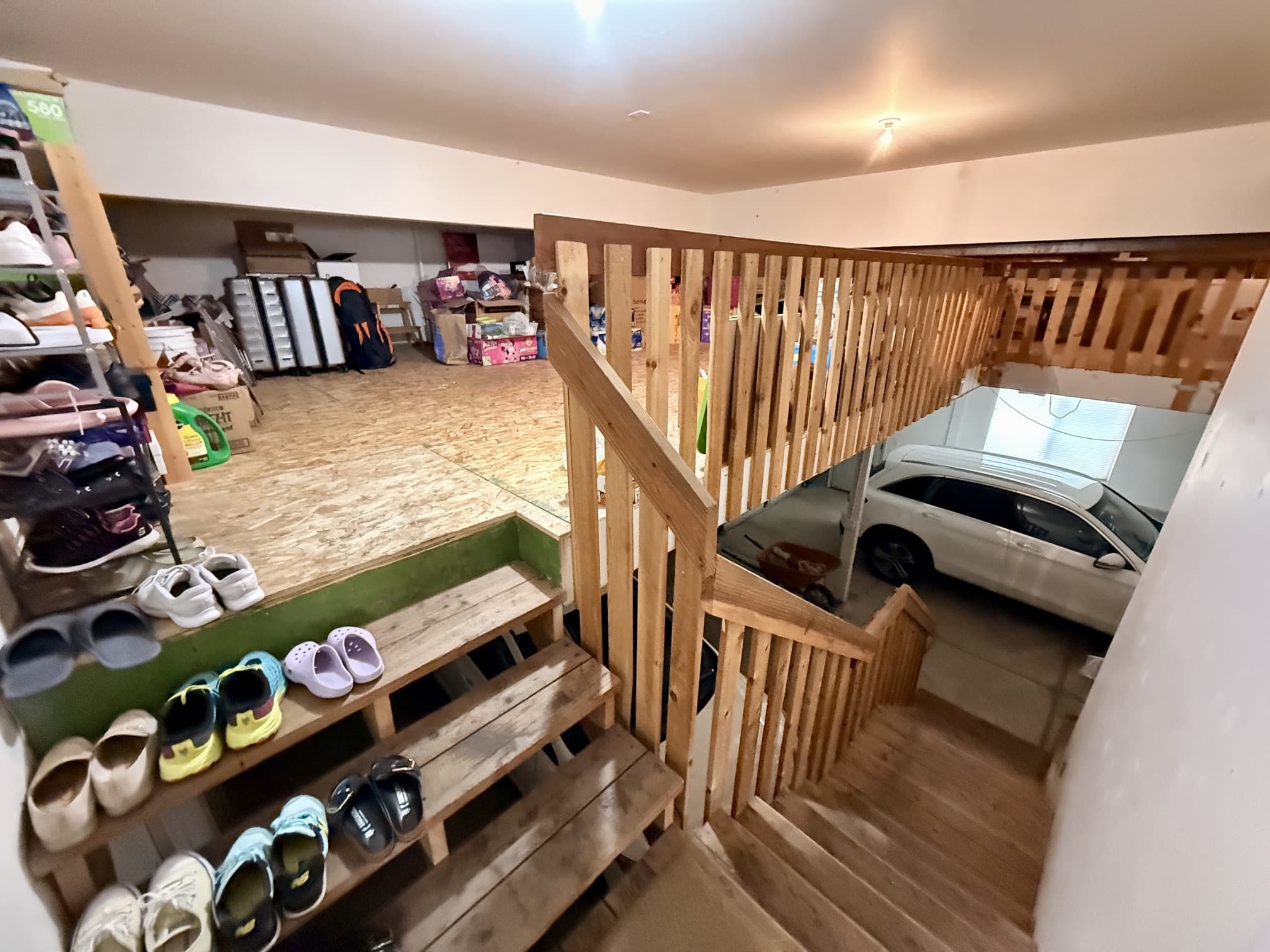 North Salt Lake House: 1090 E Fairway Dr