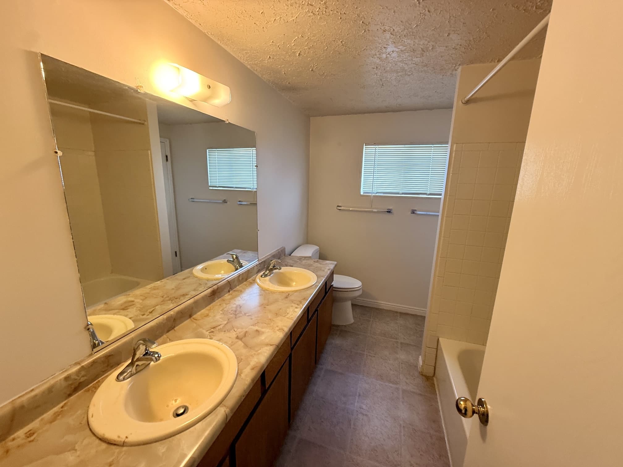 Salt Lake City House: 6069 S Prairie View Dr