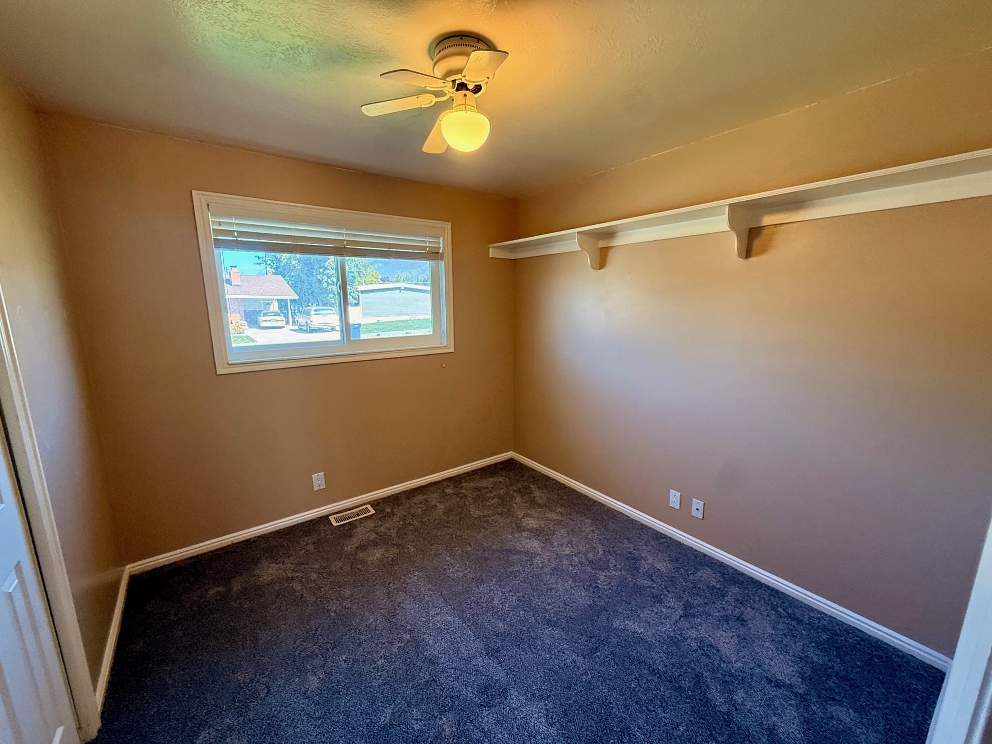 Woods Cross House: 769 W 1000 S