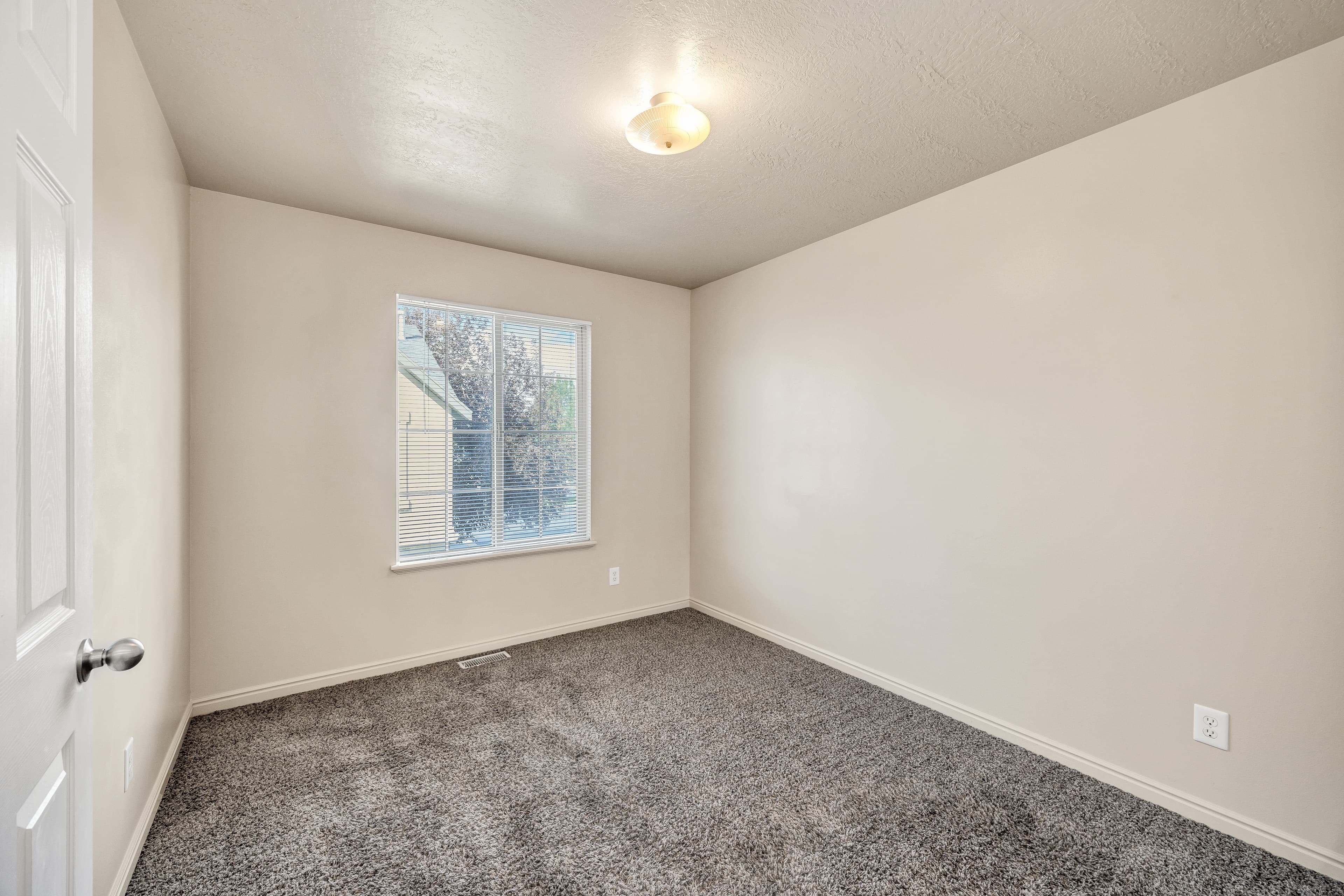 Logan Townhome: 1757 N 460 W