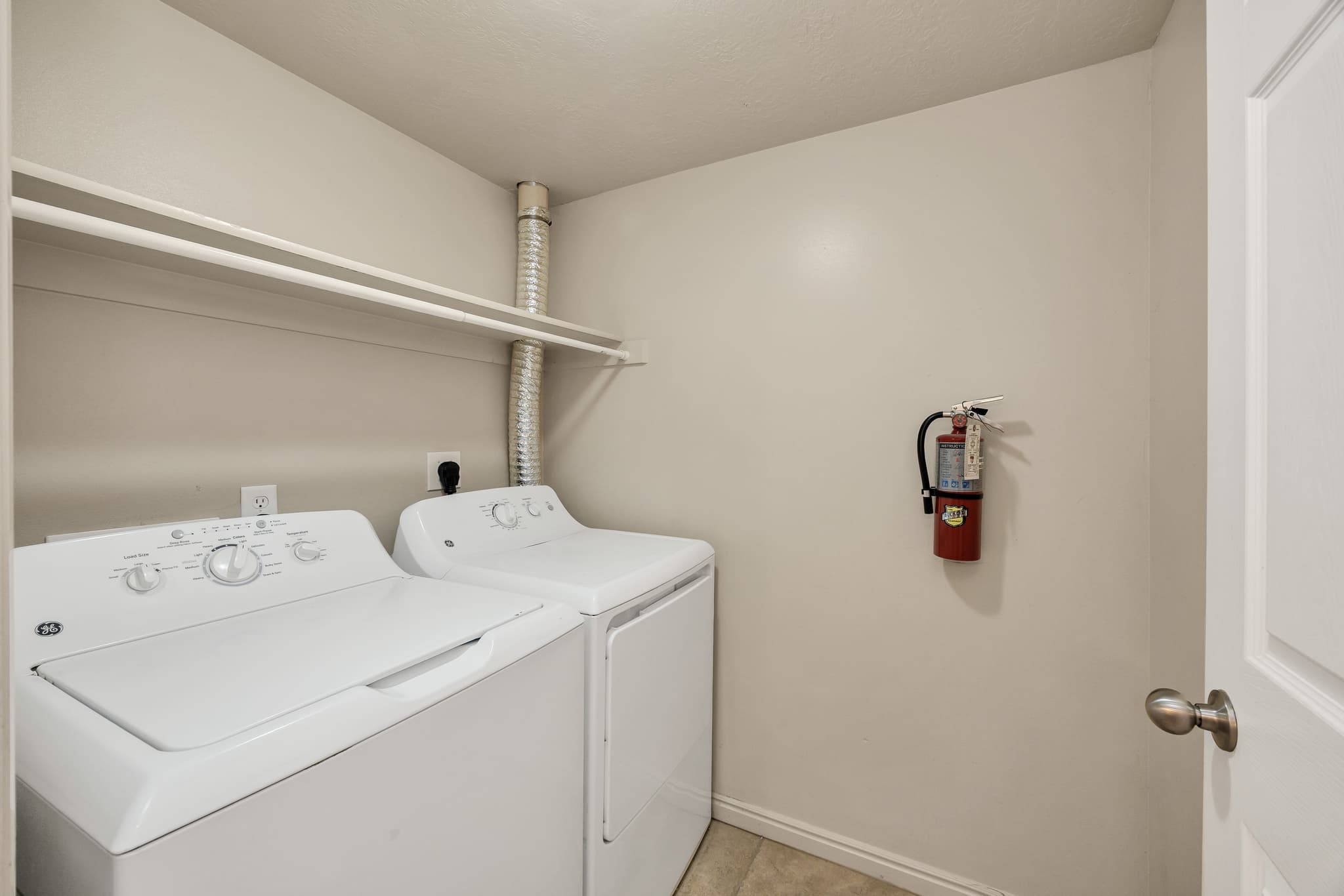 Logan Townhome: 1757 N 460 W
