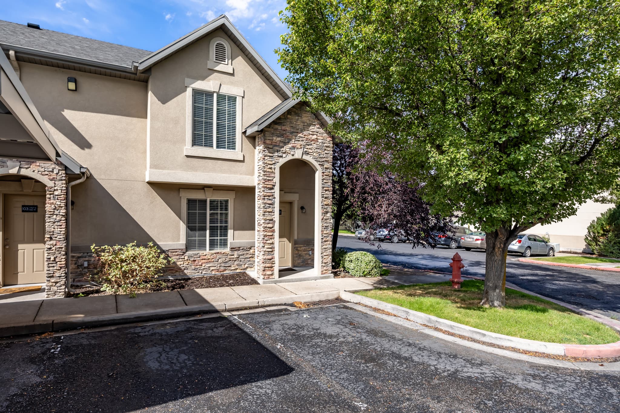 Logan Townhome: 1757 N 460 W