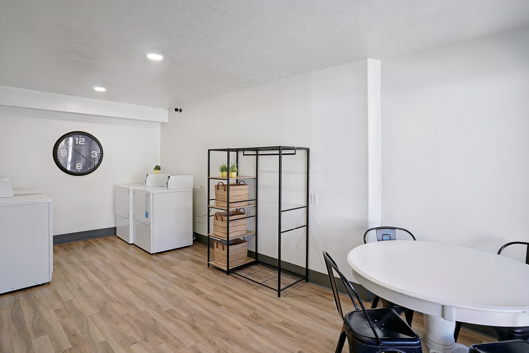 Sandy Apartment: 7860 S Citori Dr