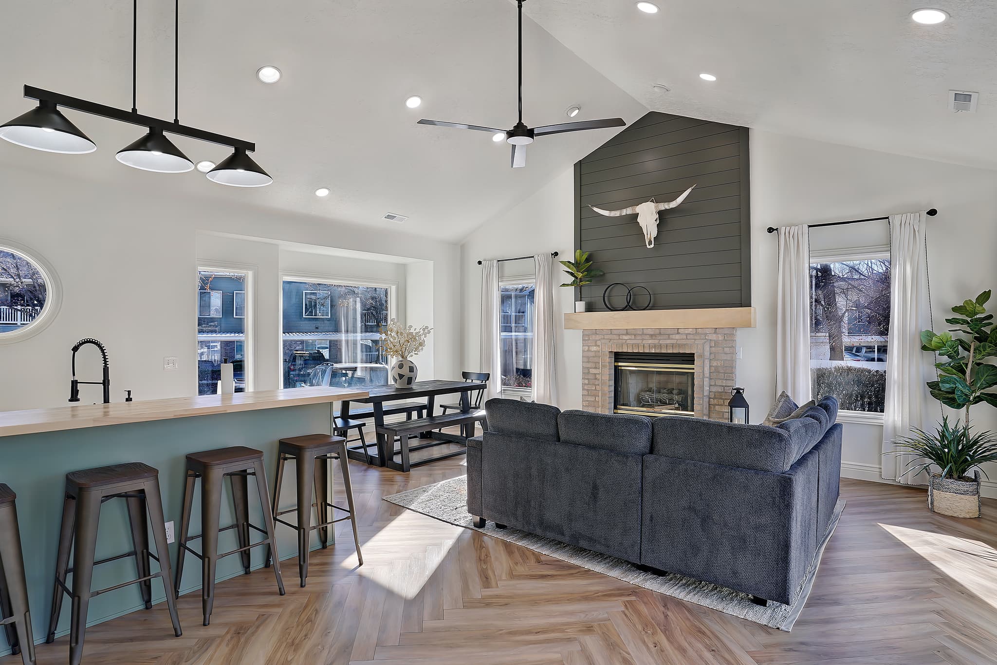 Sandy Apartment: 7860 S Citori Dr
