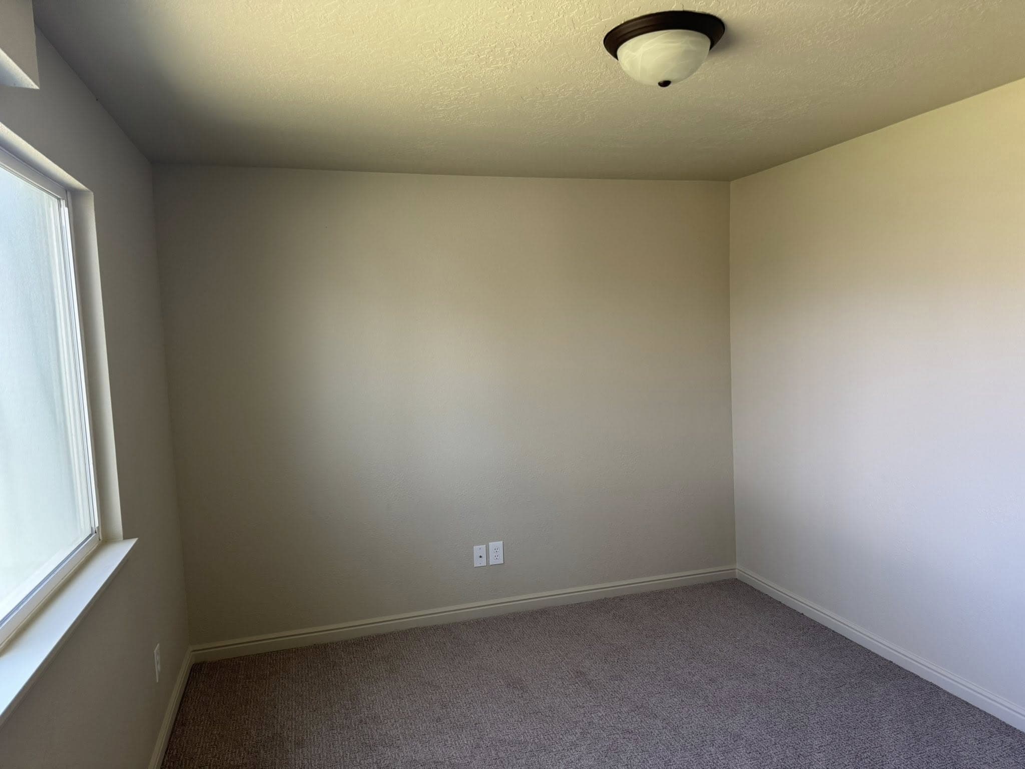 Ogden Apartment: 4950 S 350 E