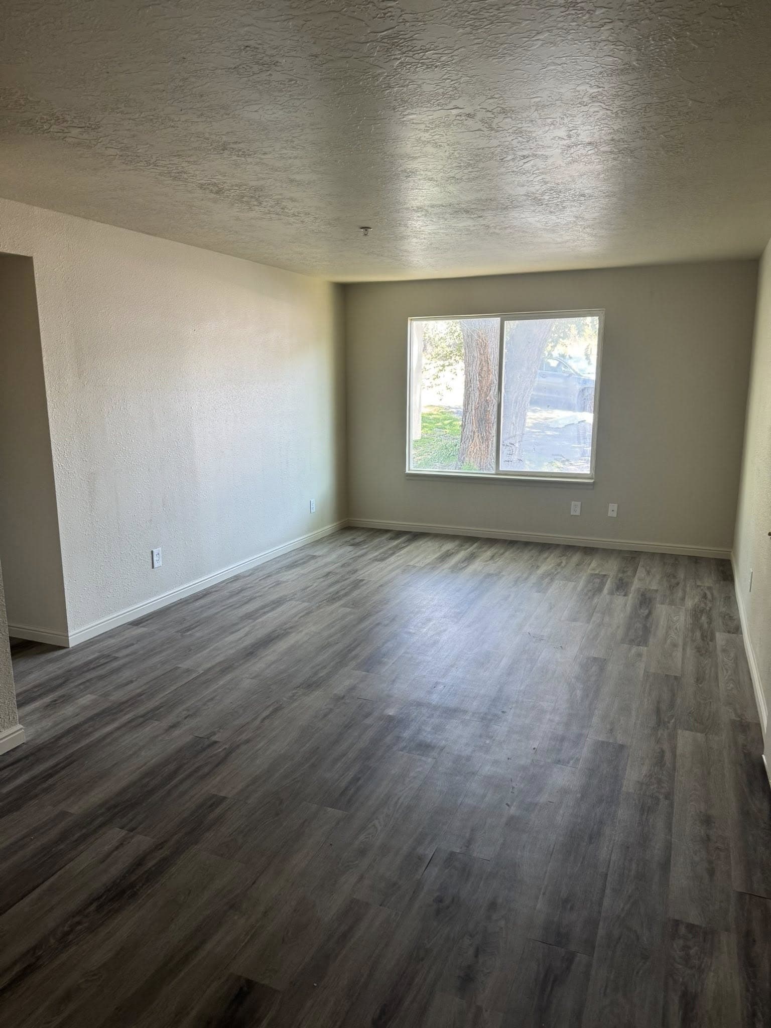 Ogden Apartment: 4950 S 350 E