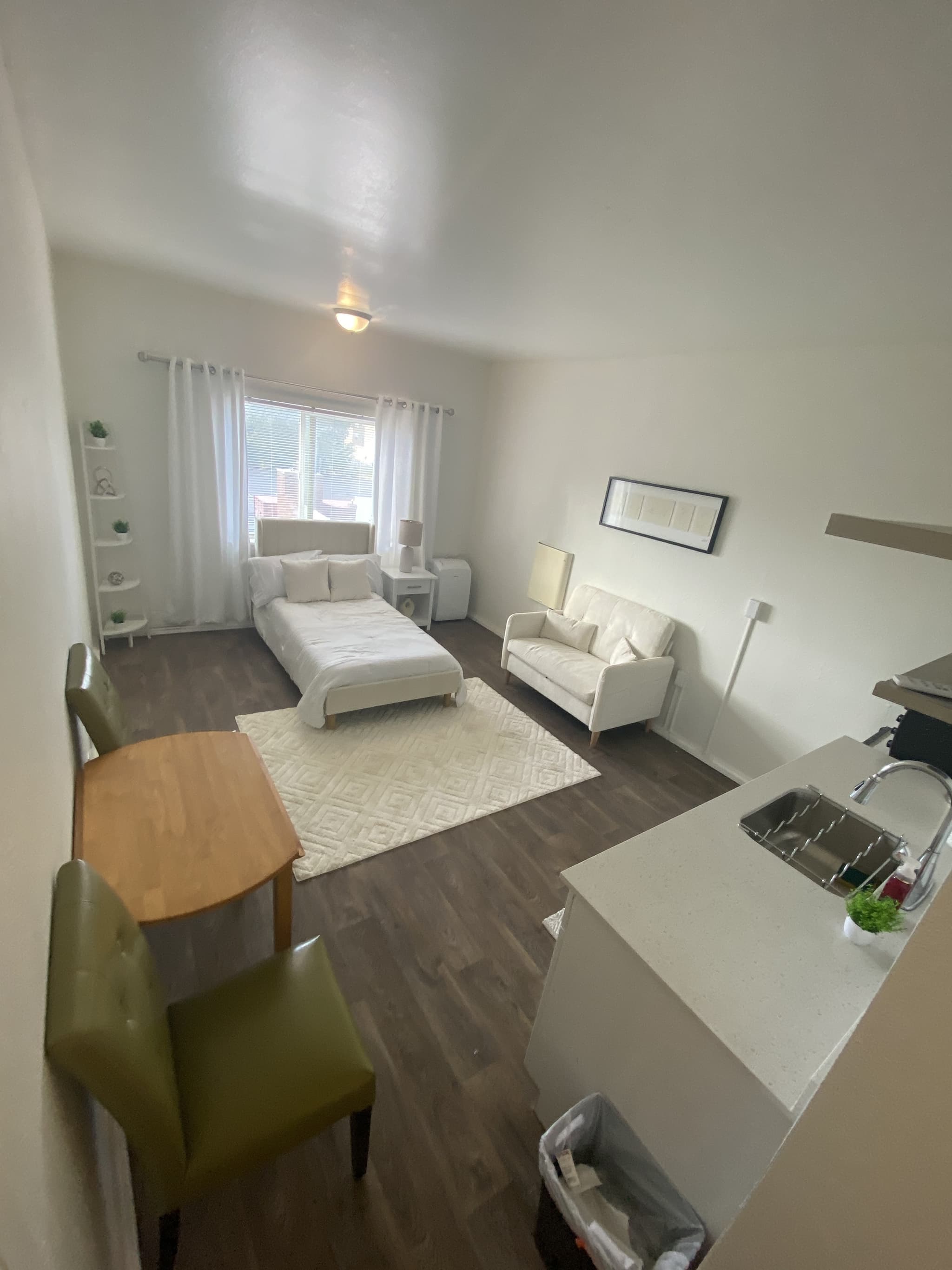Ogden Apartment: 2433 Adams Ave