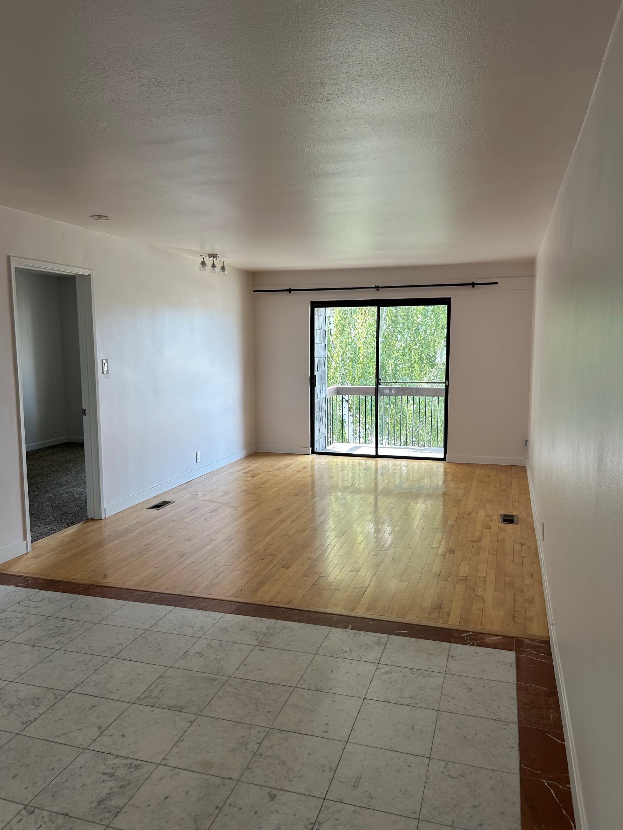Salt Lake City Apartment: 425 S 900 E