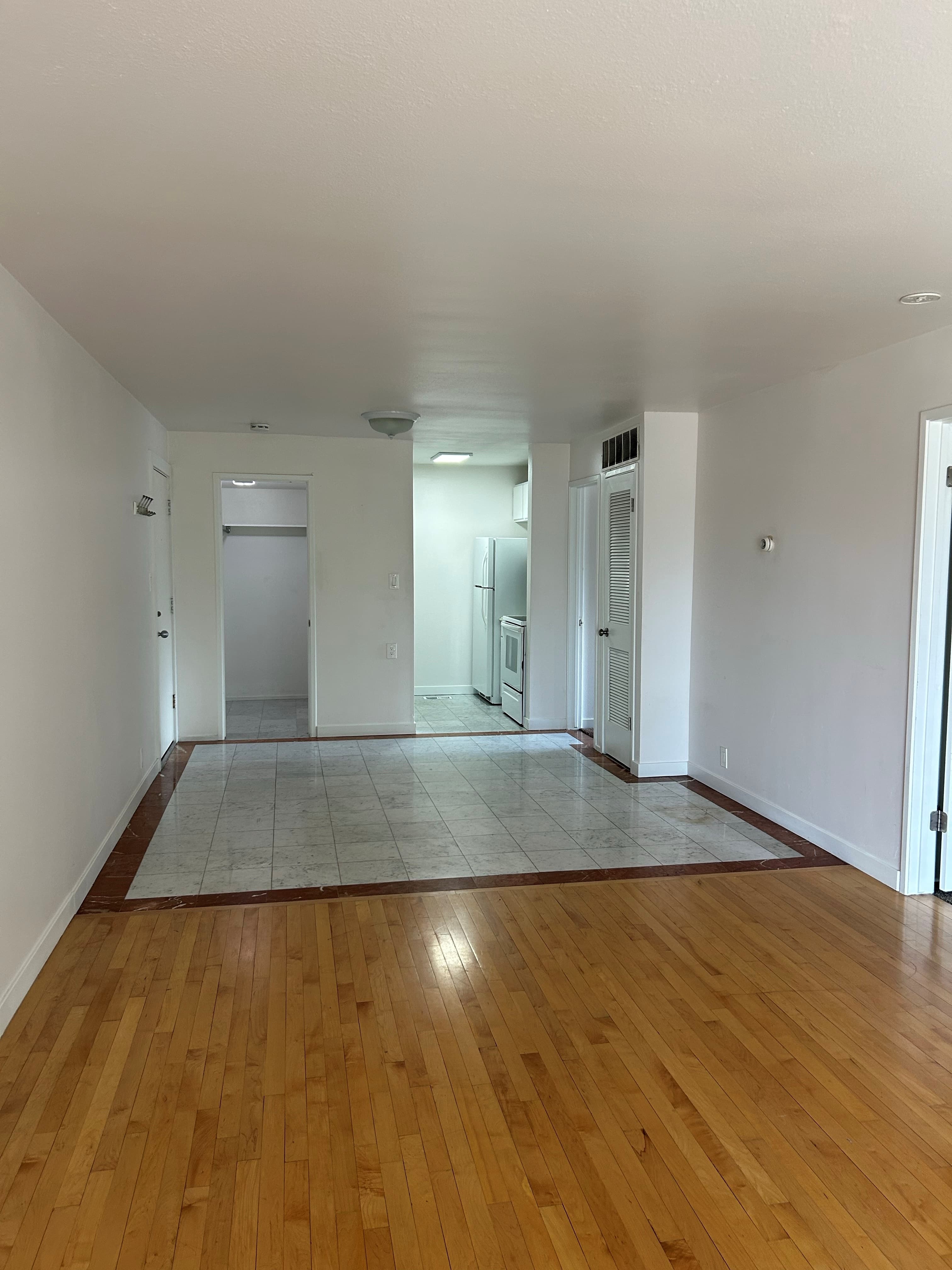Salt Lake City Apartment: 425 S 900 E