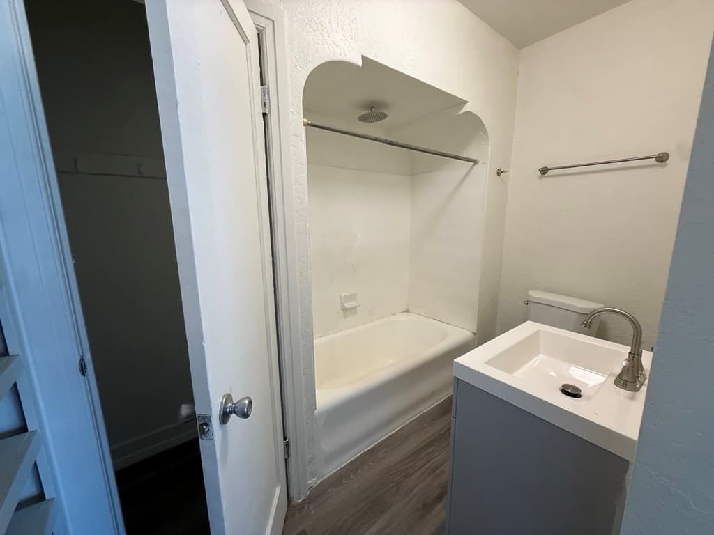Salt Lake City Apartment: 130 S 300 E