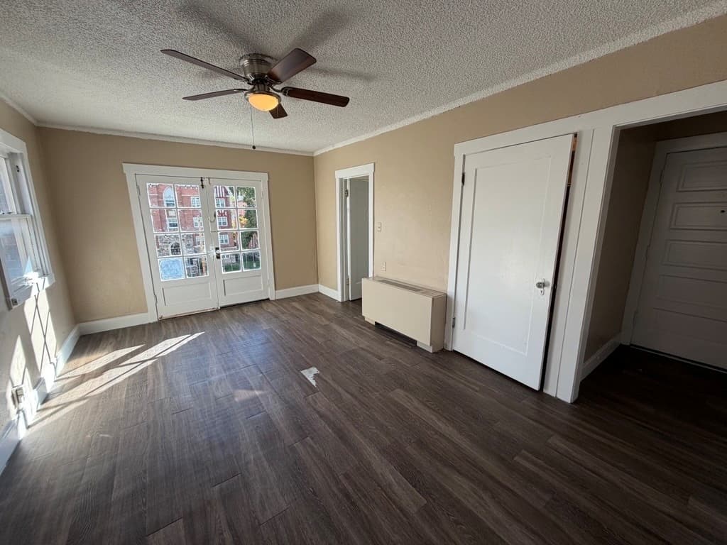 Salt Lake City Apartment: 136 S 300 E