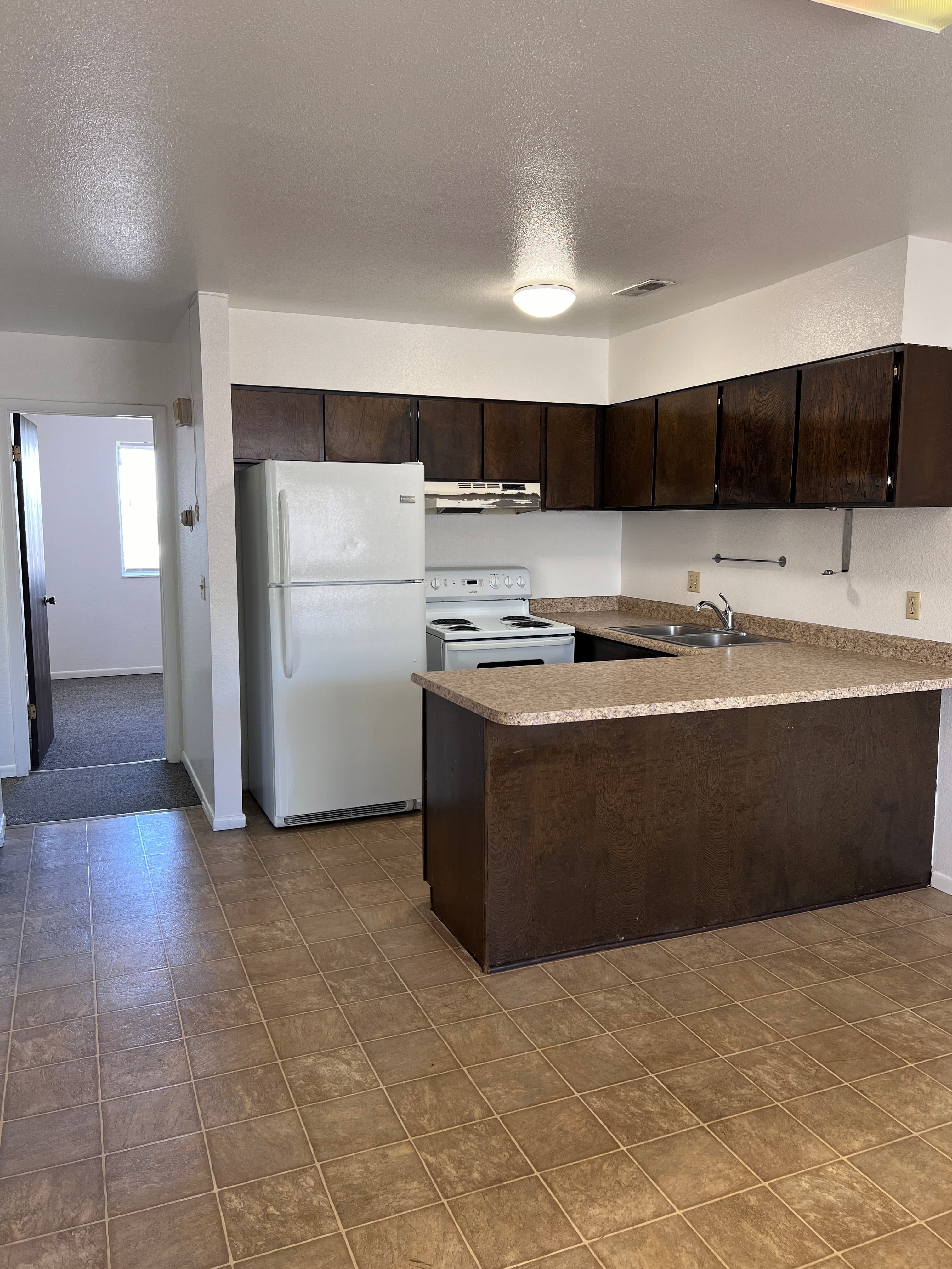 Salt Lake City Single Room: 1162 E 400 S