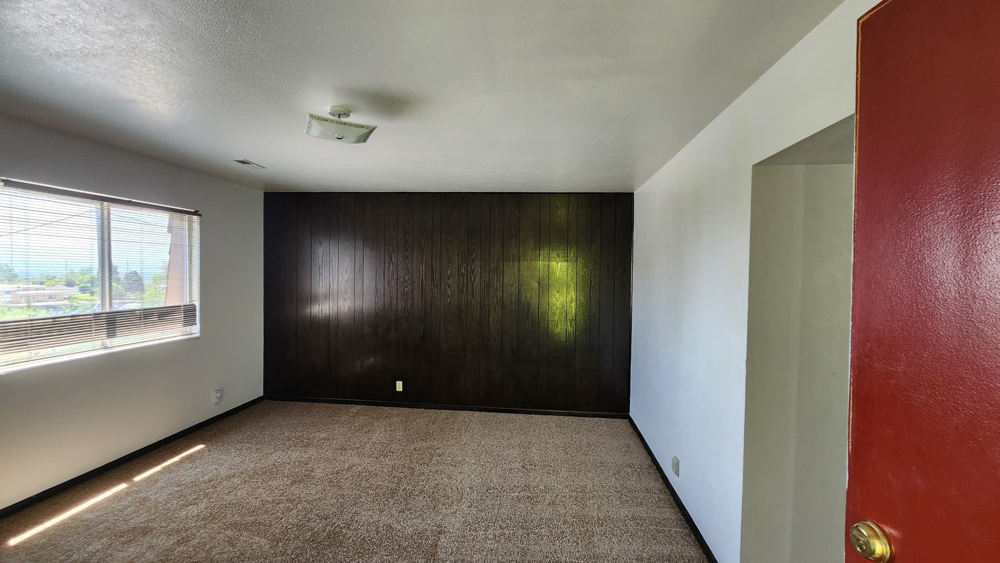 Salt Lake City Single Room: 1162 E 400 S