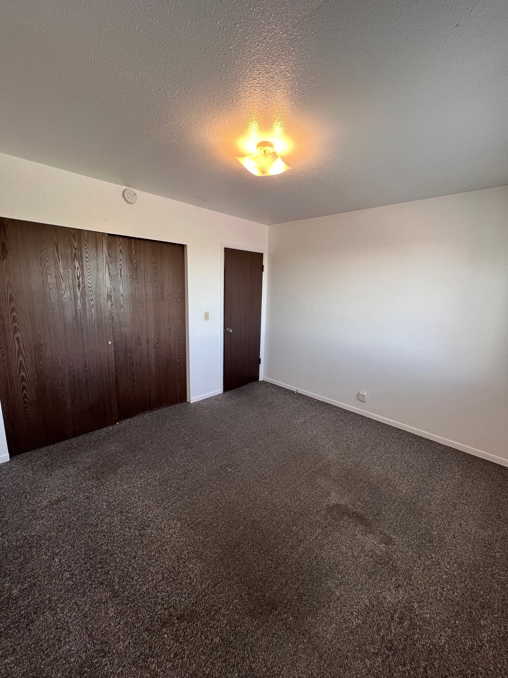 Salt Lake City Single Room: 1162 E 400 S
