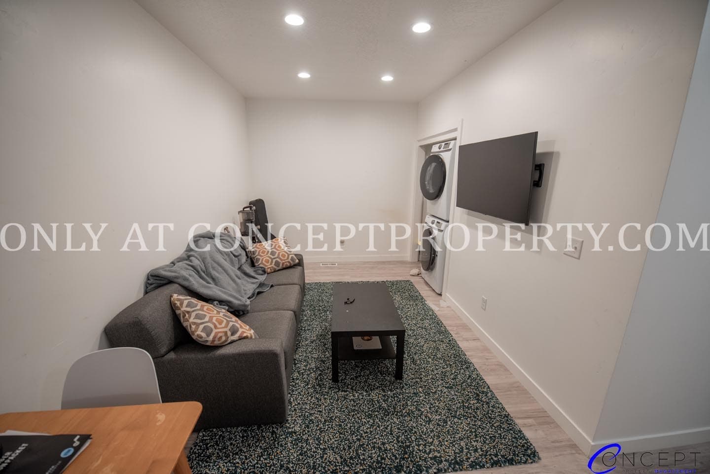 Salt Lake City Single Room: 356 S University St