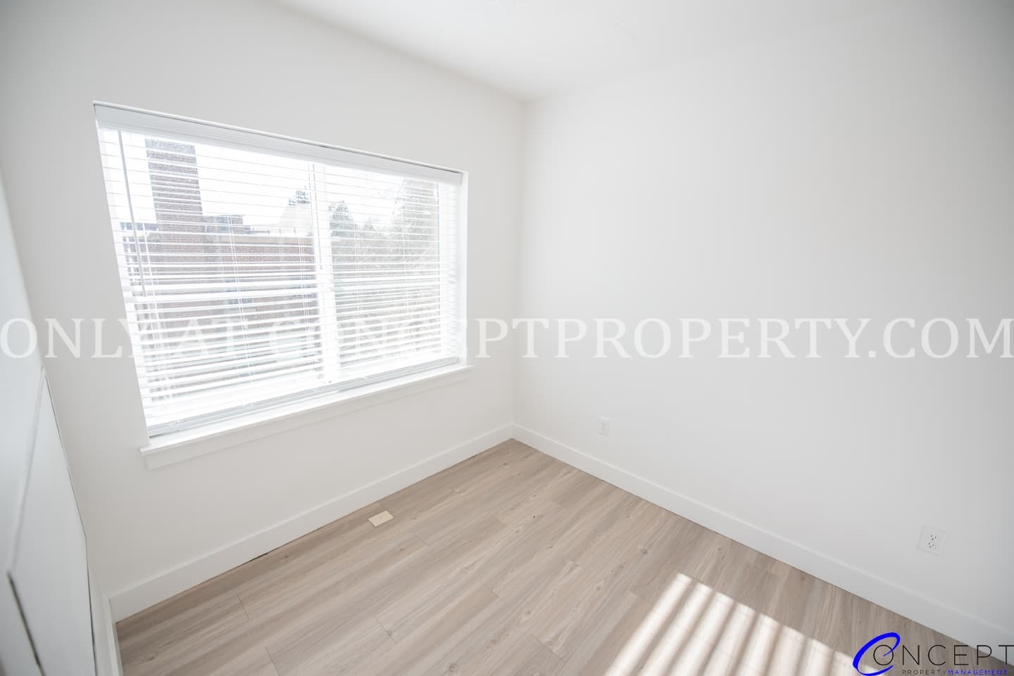 Salt Lake City Apartment: 49 S 400 E