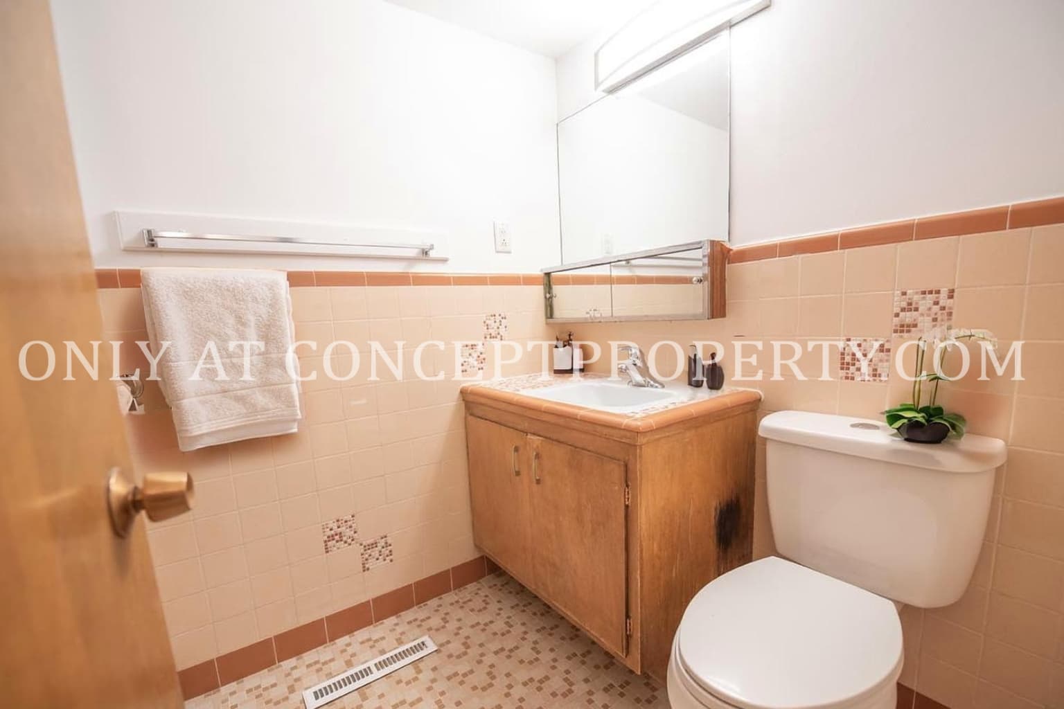 Salt Lake City Apartment: 430 E 2nd Ave