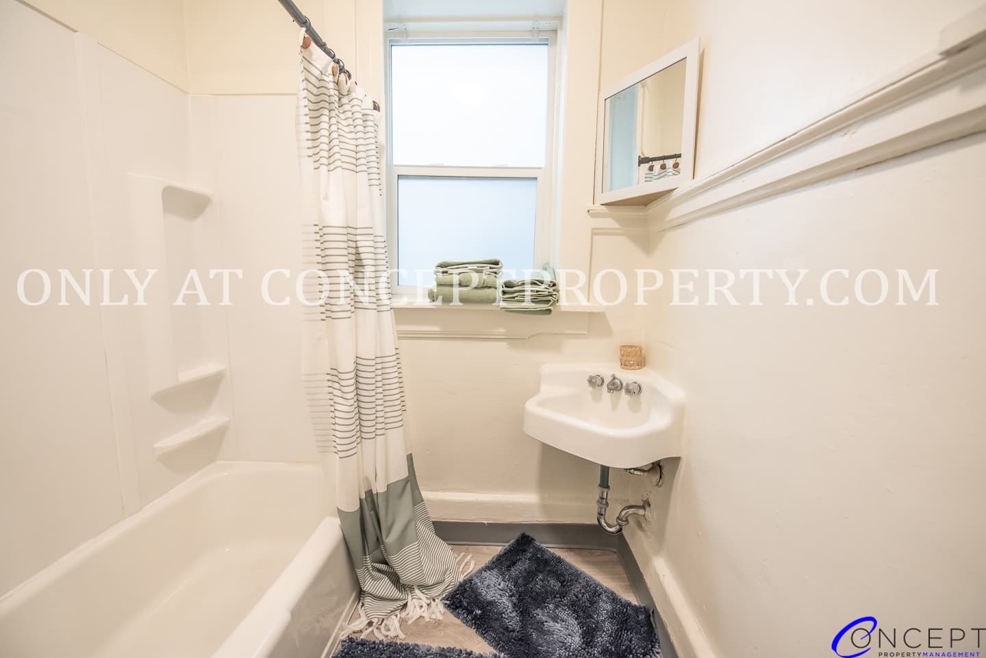 Salt Lake City Apartment: 435 E 200 S