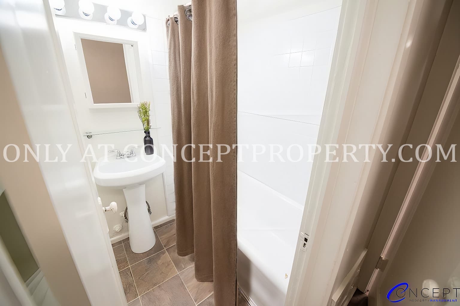 Salt Lake City Apartment: 425 E 200 S
