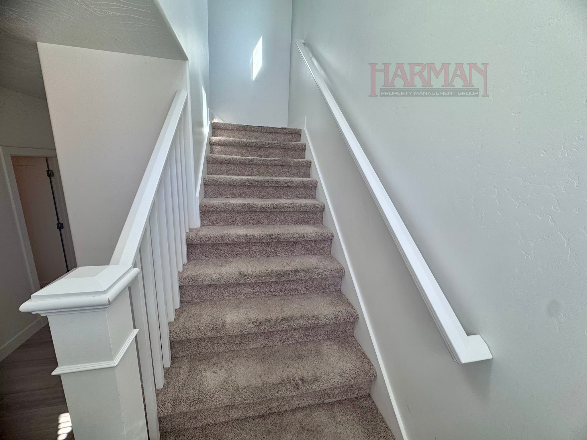 Vineyard House: 451 E 280 N
