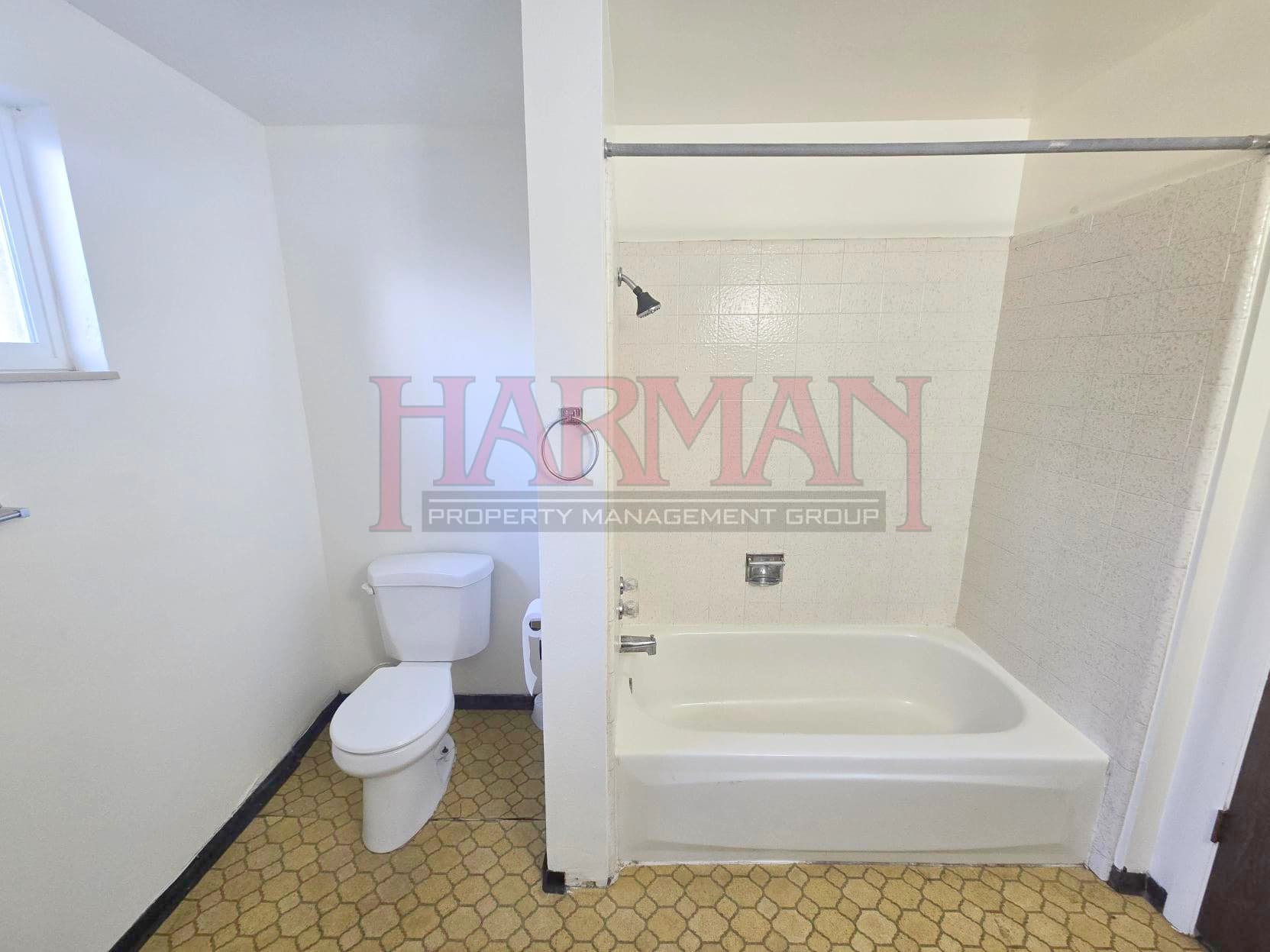 Provo Apartment: 1125 E 960 S