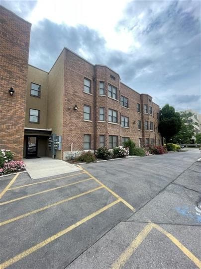 Provo Apartment: 145 E Center St