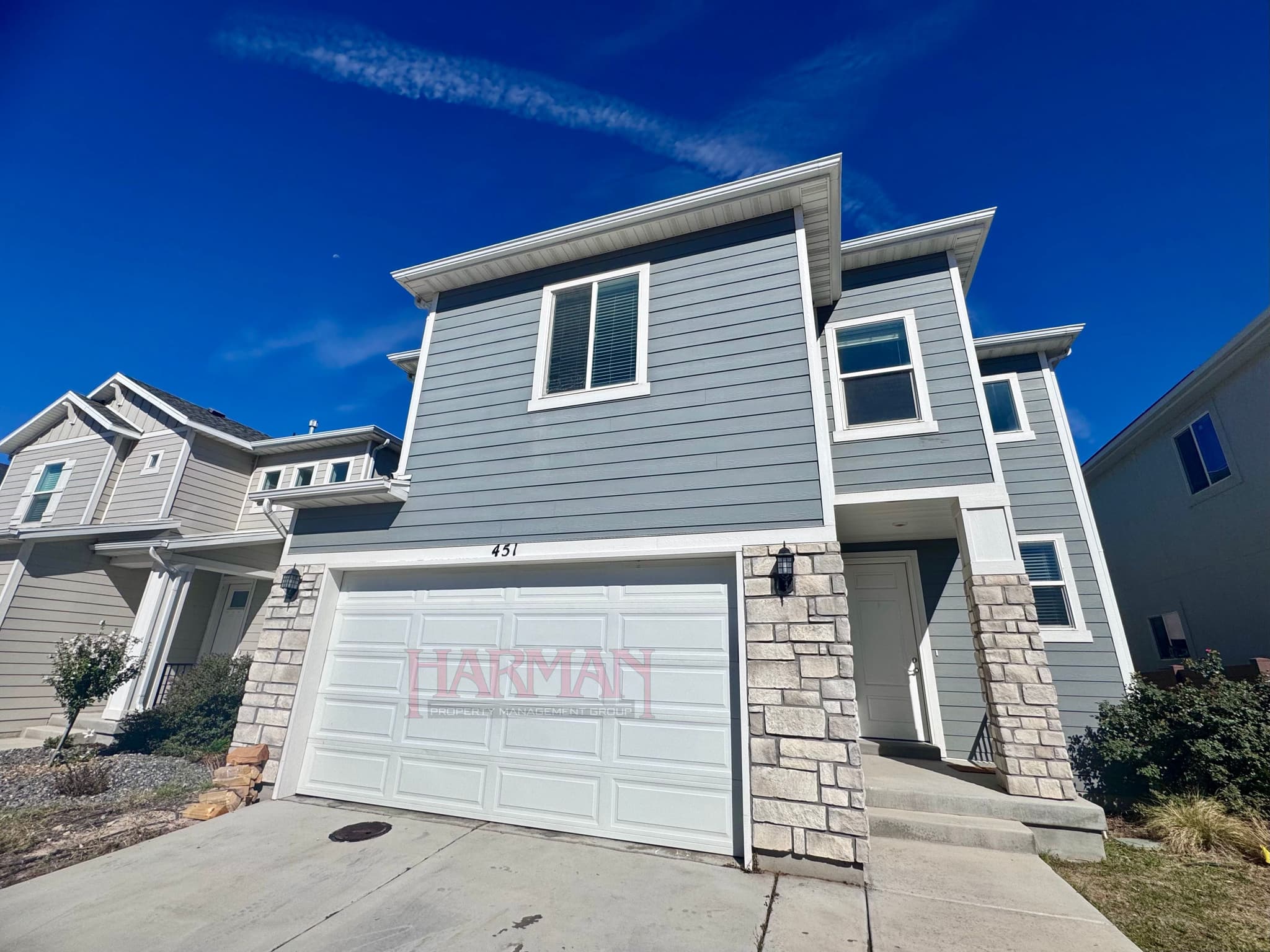 Vineyard House: 451 E 280 N