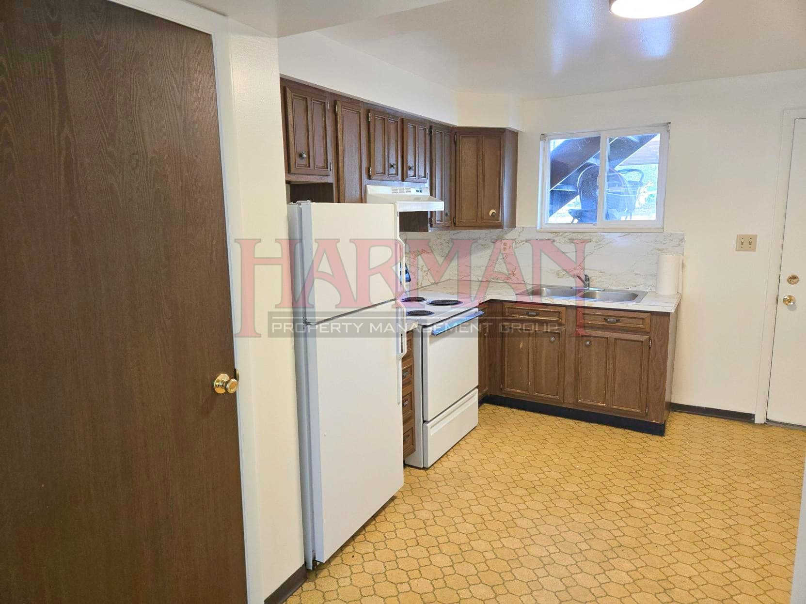 Provo Apartment: 1125 E 960 S
