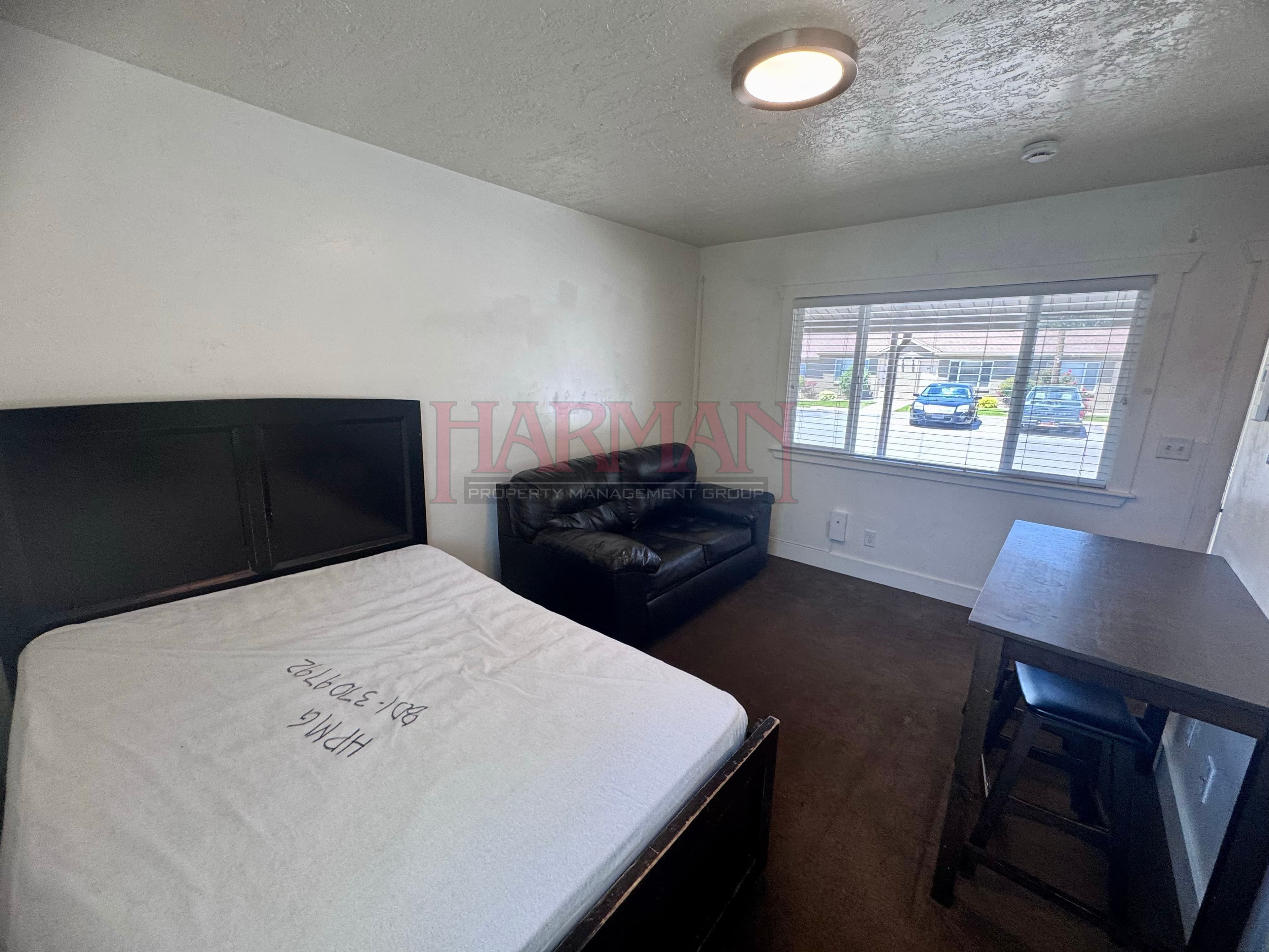Provo Apartment: 1105 S State St