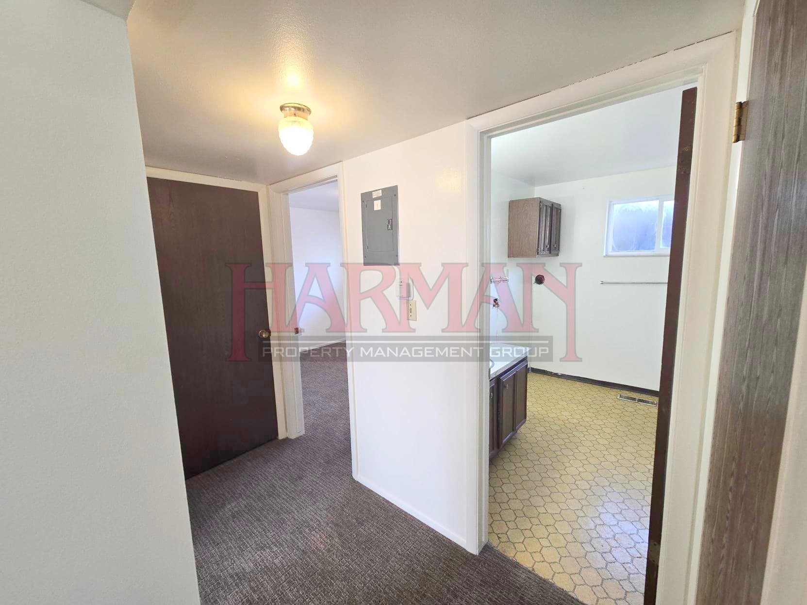 Provo Apartment: 1125 E 960 S