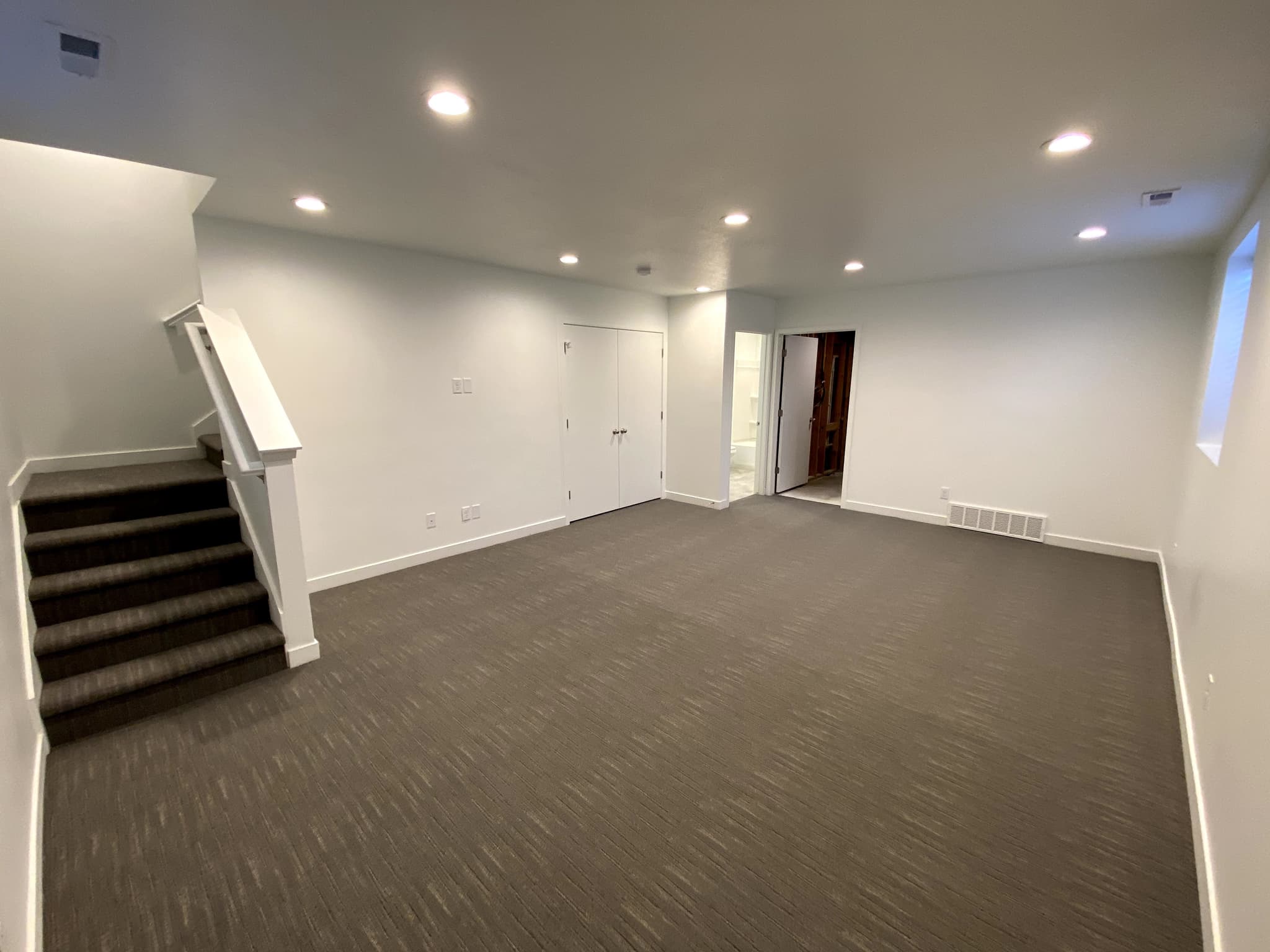 Bountiful Townhome: 437 W 200 N