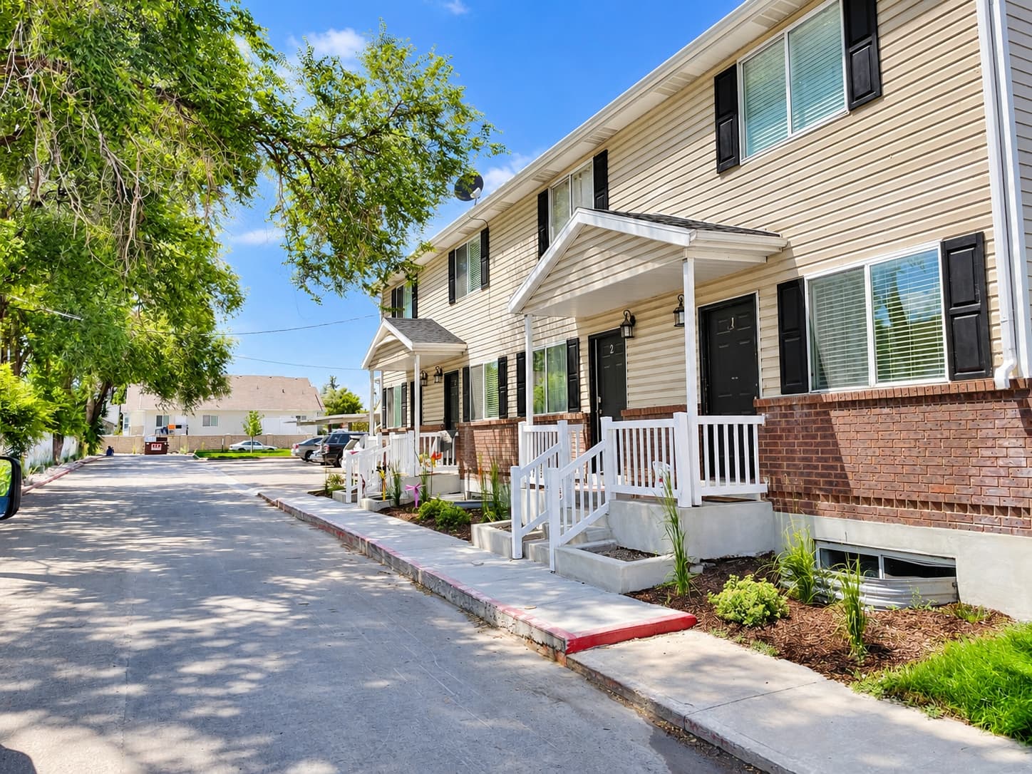 Bountiful Townhome: 393 W 200 N