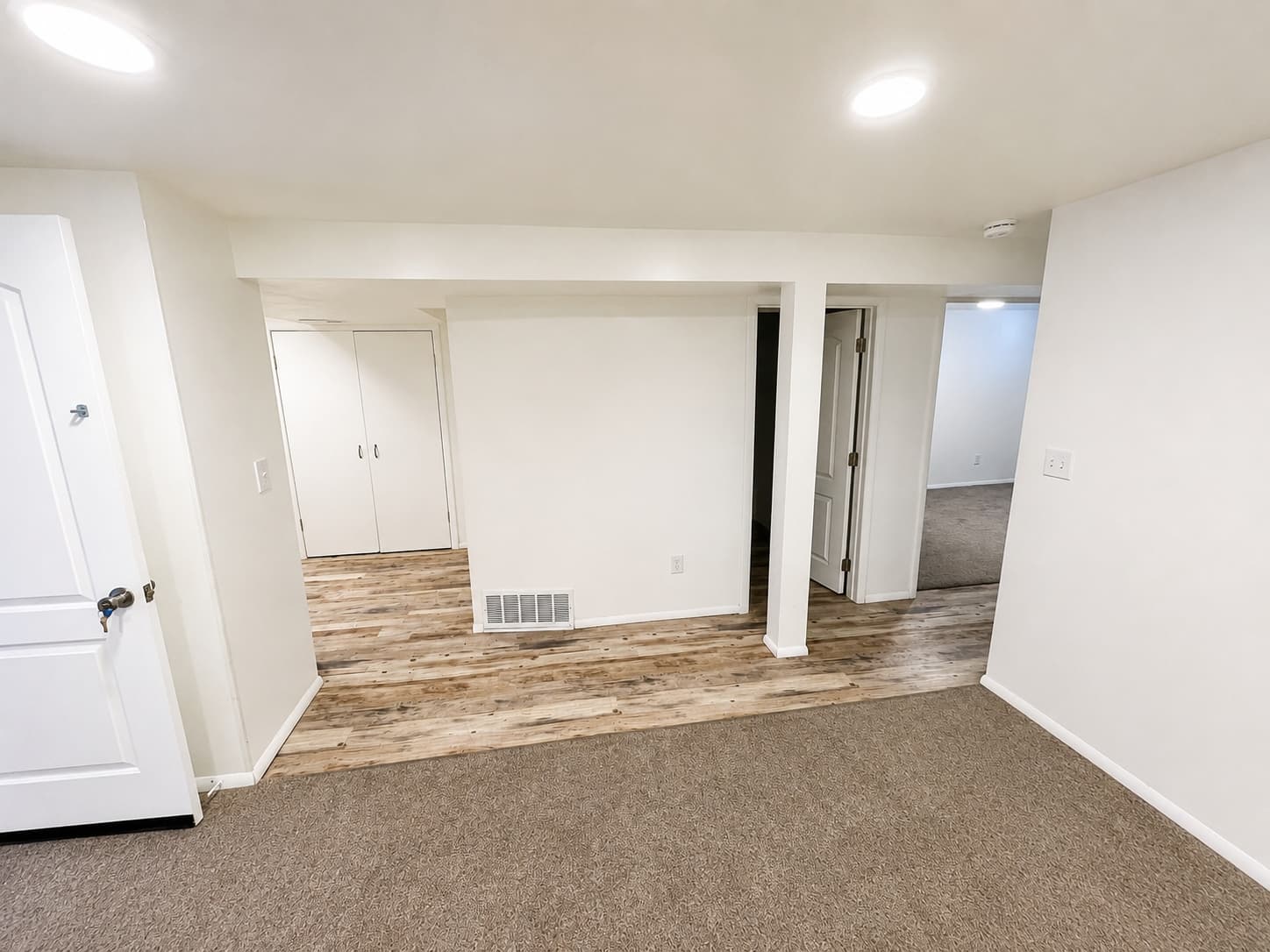 Kaysville Apartment: 574 E 200 S