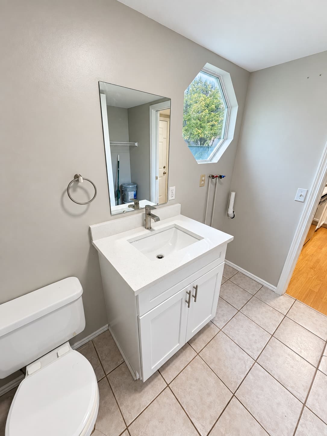 Centerville Townhome: 54 W 115 N