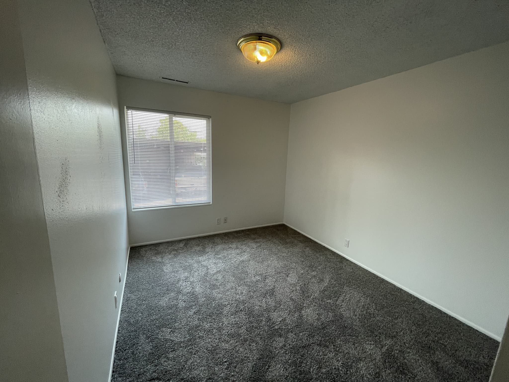 Bountiful Townhome: 898 W 4100 S