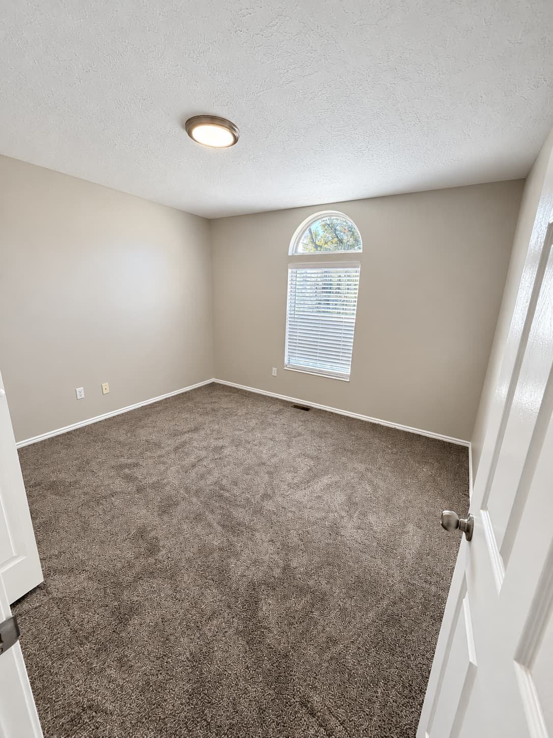Centerville Townhome: 54 W 115 N