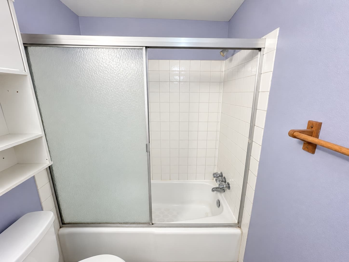 Murray Apartment: 4371 S Fairbourne Ave