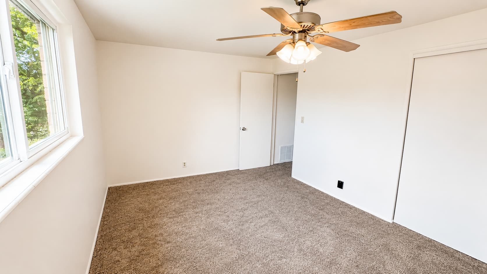 Kaysville Multiplex: 31 S 100 E