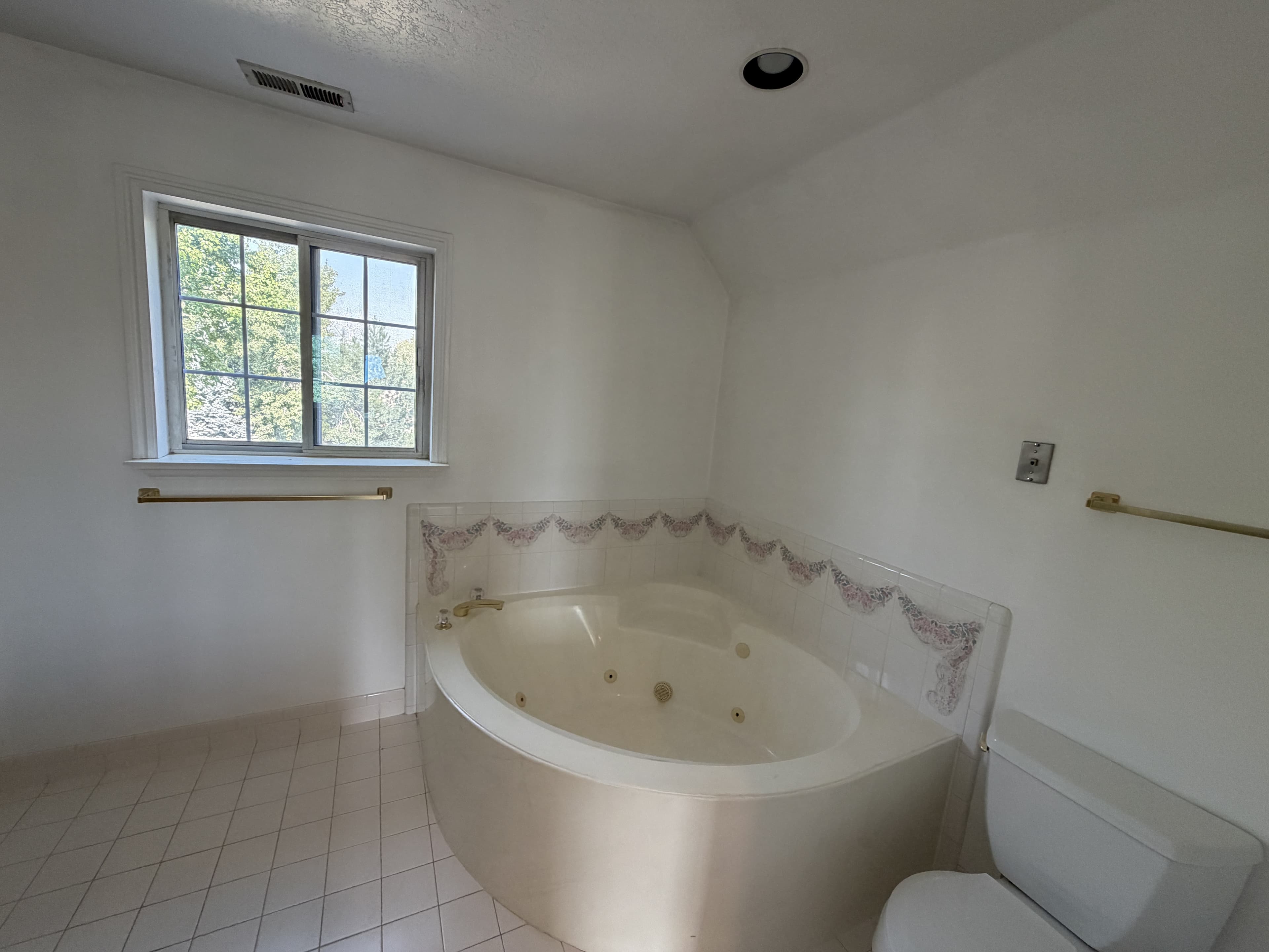 Orem Multiplex: 479 S Palisade Dr